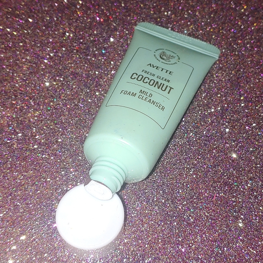 $5 AVETTE Fresh Clean Coconut Mild Foam Cleanser